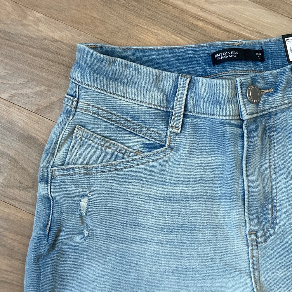 Simply Vera Vera Wang jean boyfriend crop jean distressed w authentic stretch 2 - Picture 7 of 17